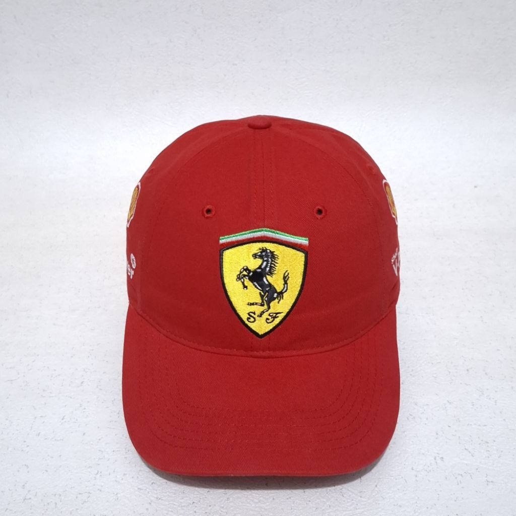 Topi FERRARI Merah Cap Preloved original 017