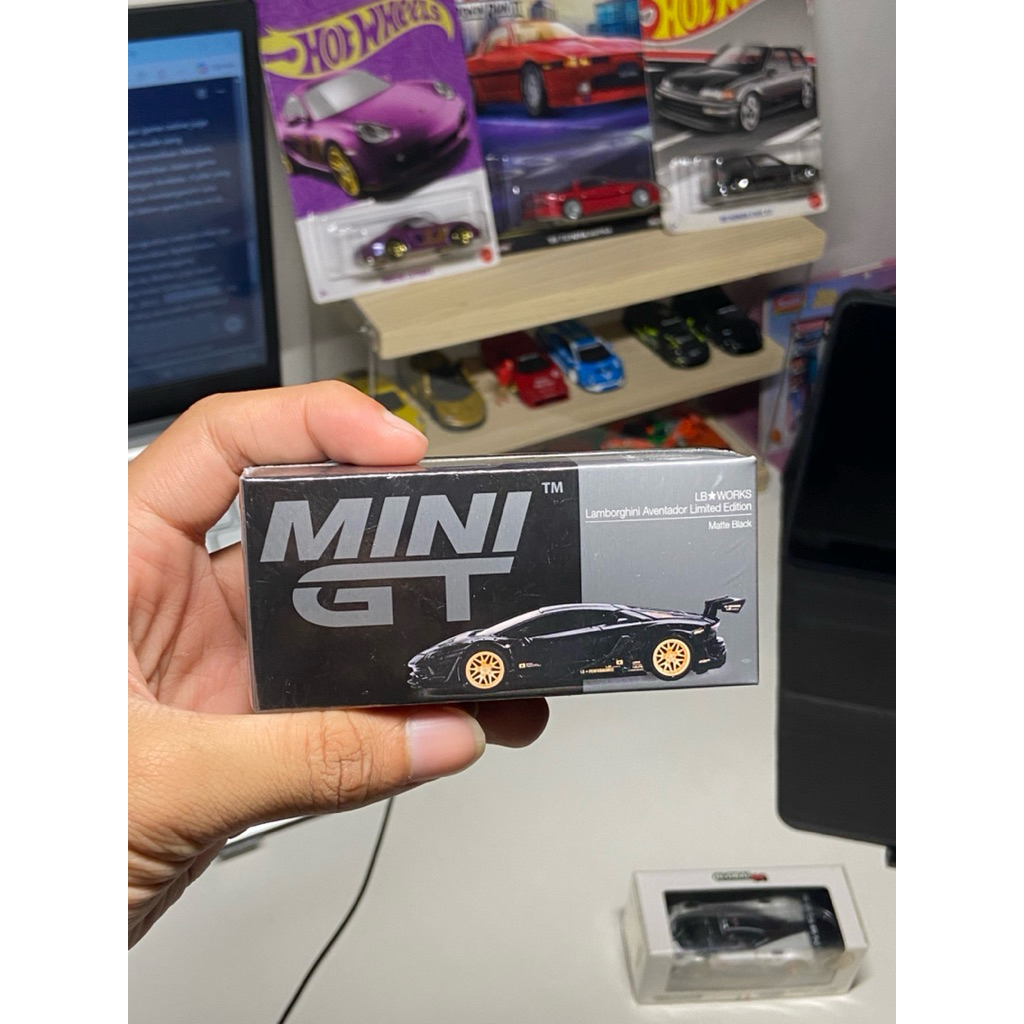 [SEGEL] Mini GT LBWK Lamborghini Aventador Limited Edition