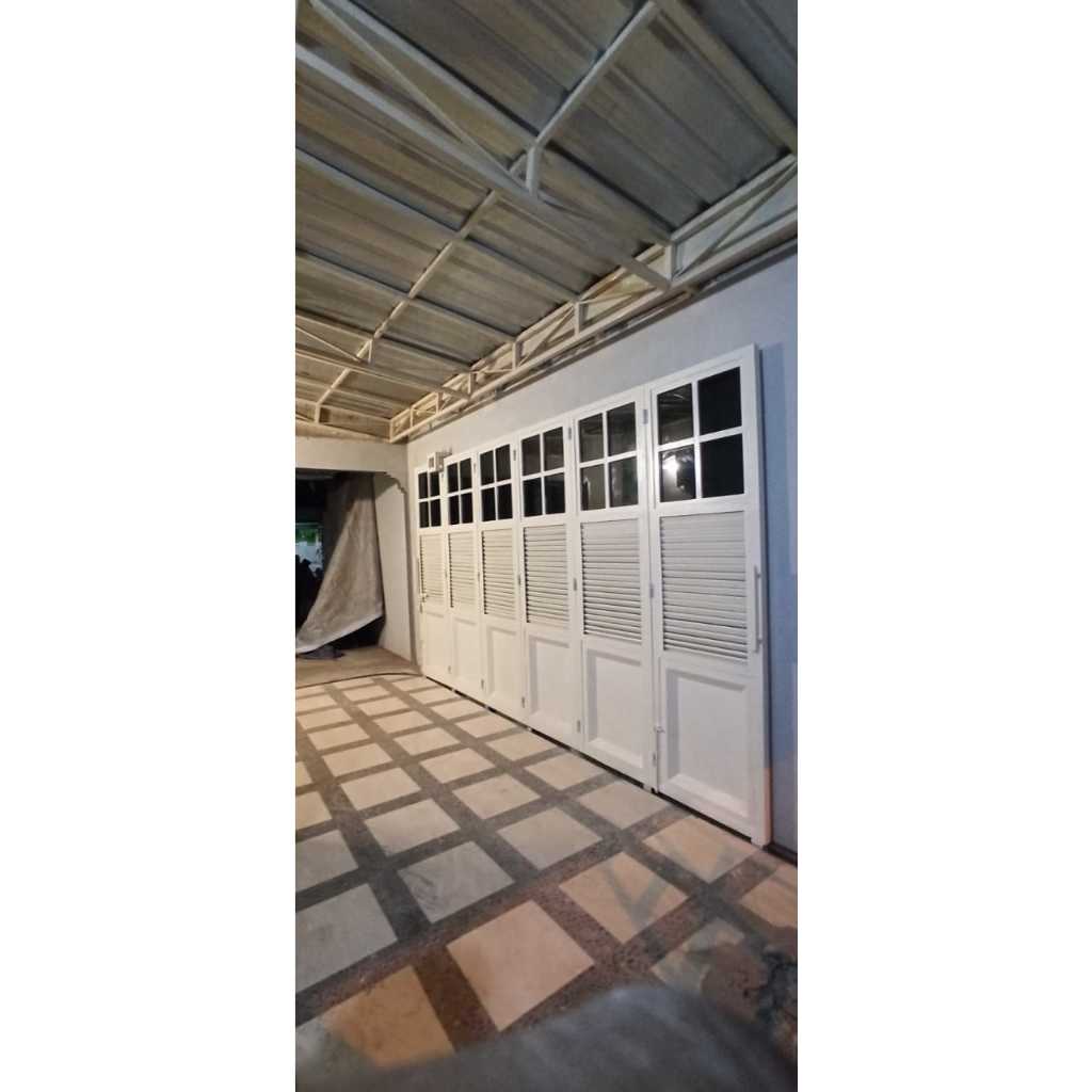 Pintu Garasi Model Tikung
