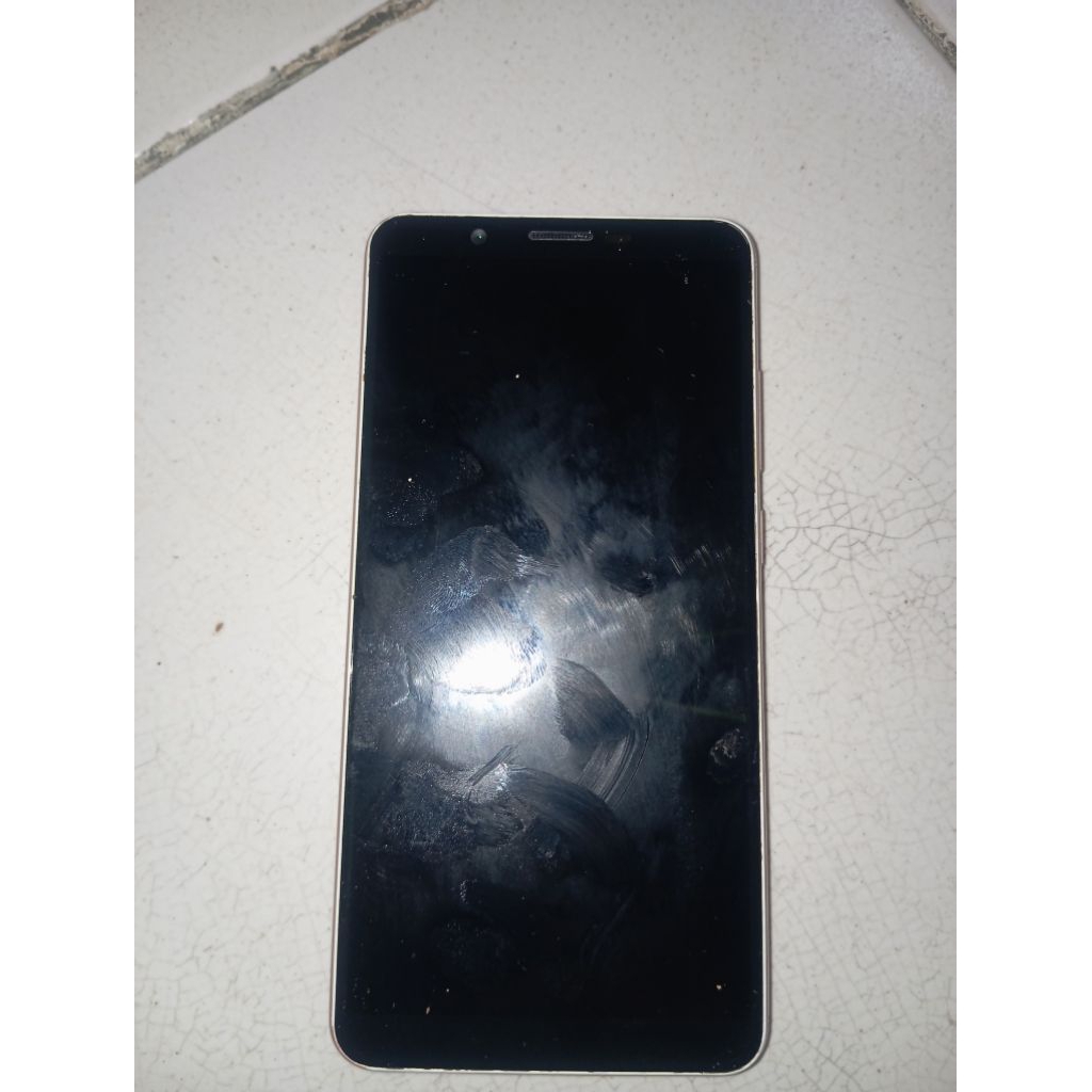 hp minusan vivo y71 (mati) baca DESKRIPSI