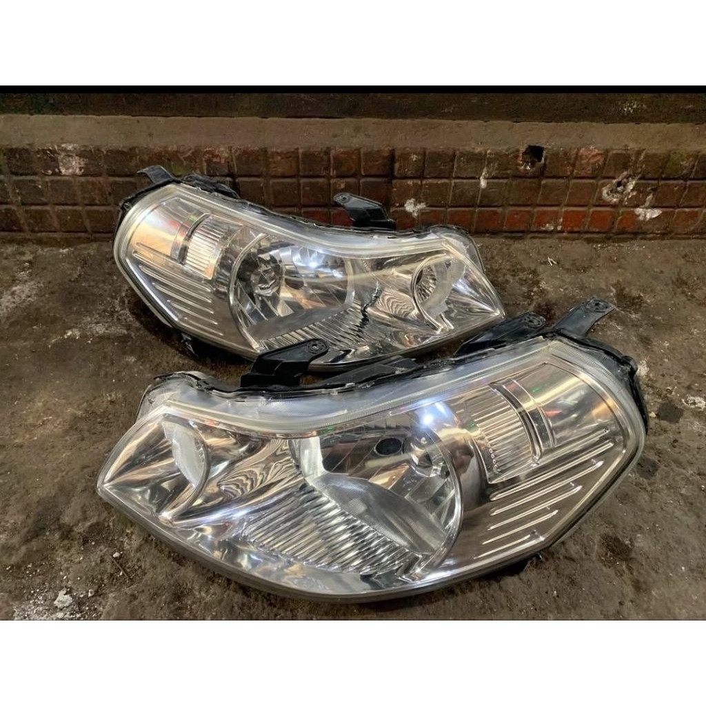Headlamp Lampu Depan X over Sx 4 Rc-1 2011 2012 2013 2014 HID projector Original
