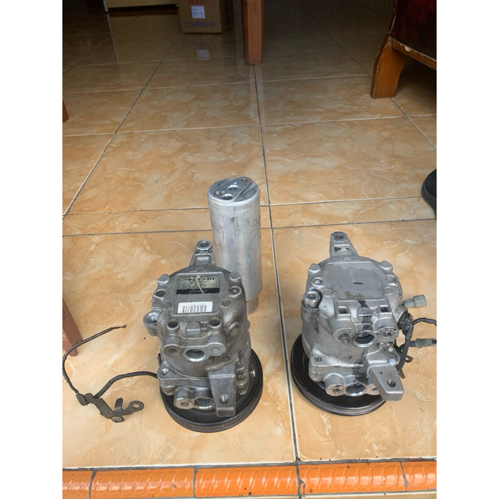 Kompresor AC Mobil Daihatsu Ceria Bekas Merk Denso (Untuk Kanibalan) 2Pcs