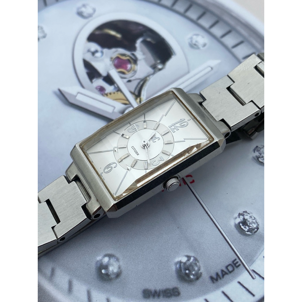 Citizen XC Tank Numerik Index