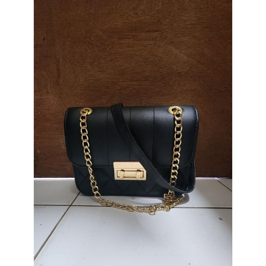Tas Shoulder bag wanita Rantai Bahu Warna Hitam
