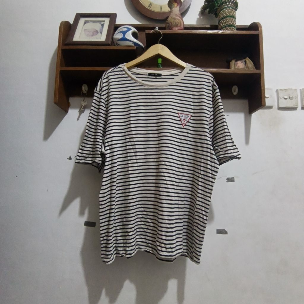 Tshirt GUESS Size XL