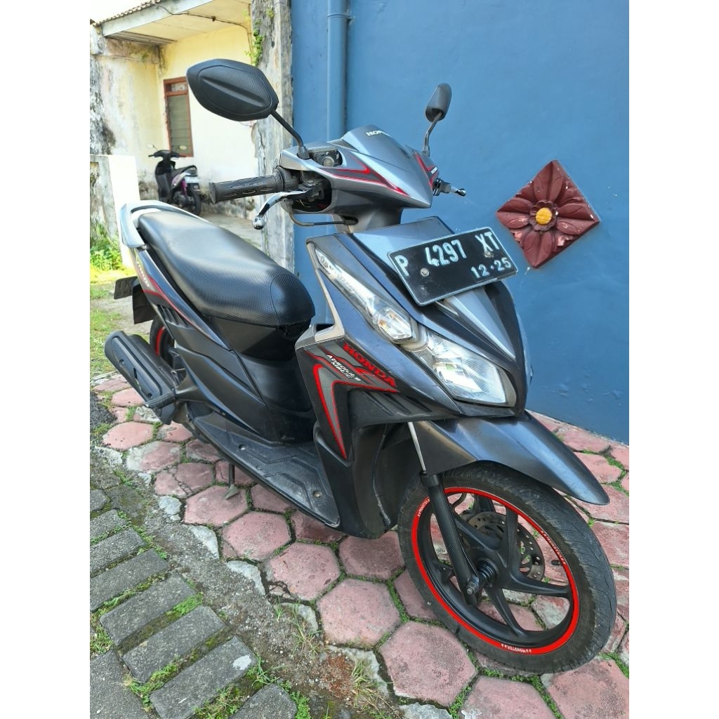 Motor Honda Vario Techno 2011 Lengkap STNK BPKB