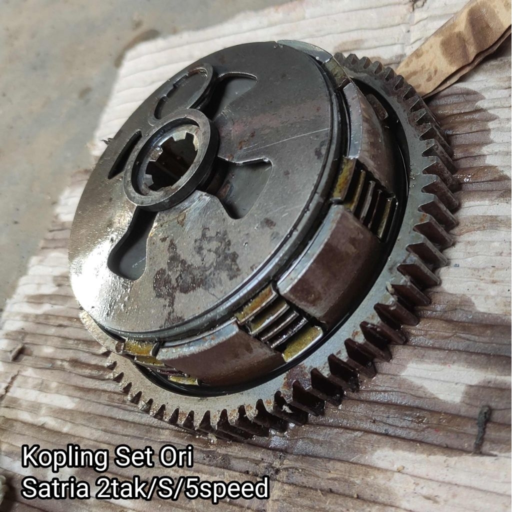 Kopling set Satria 2tak 5speed Rumah Kopling lengkap Satria 2tak 5 speed