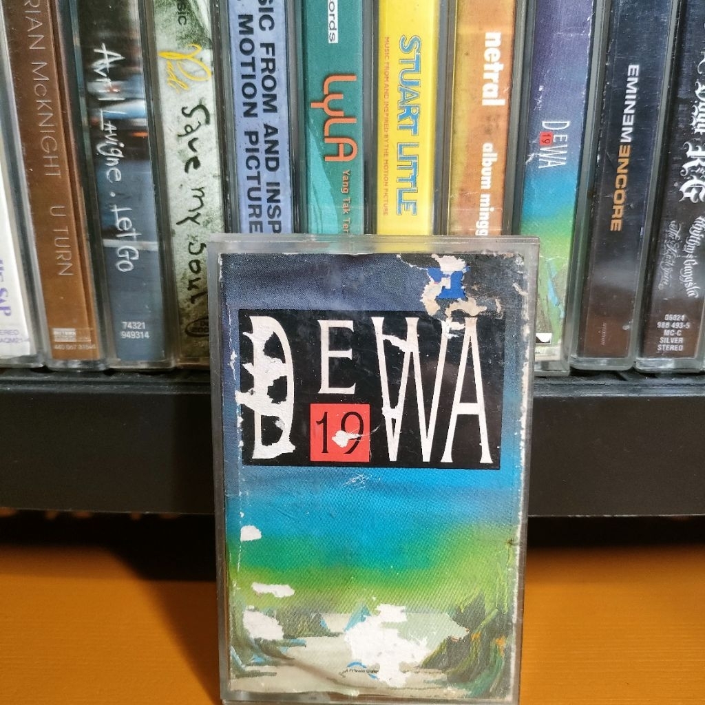 Kaset Pita Dewa Dewa19 Dewa 19 Album Pertama Kangen cover lengket baca deskripsi