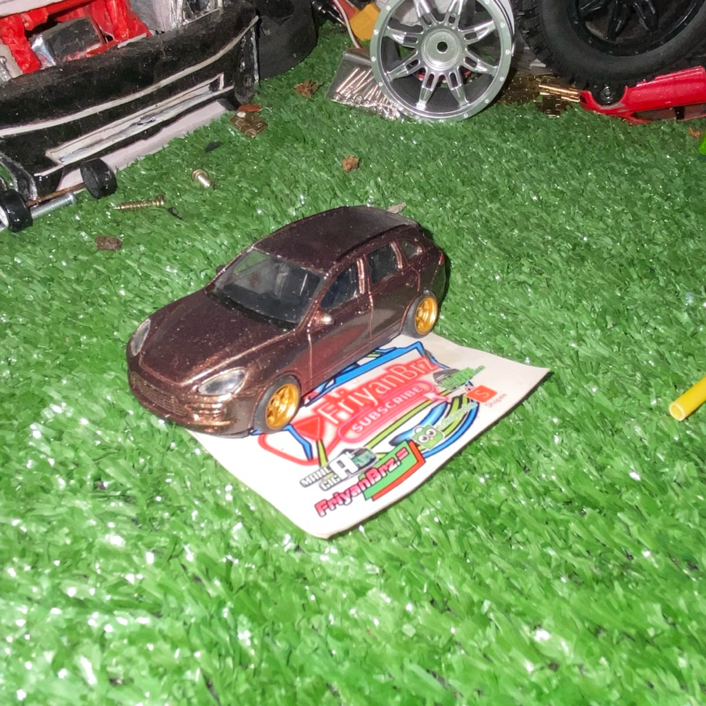 Diecast custom RMZ CITY 1/64 Porsche Cayenne custom ban karet loose