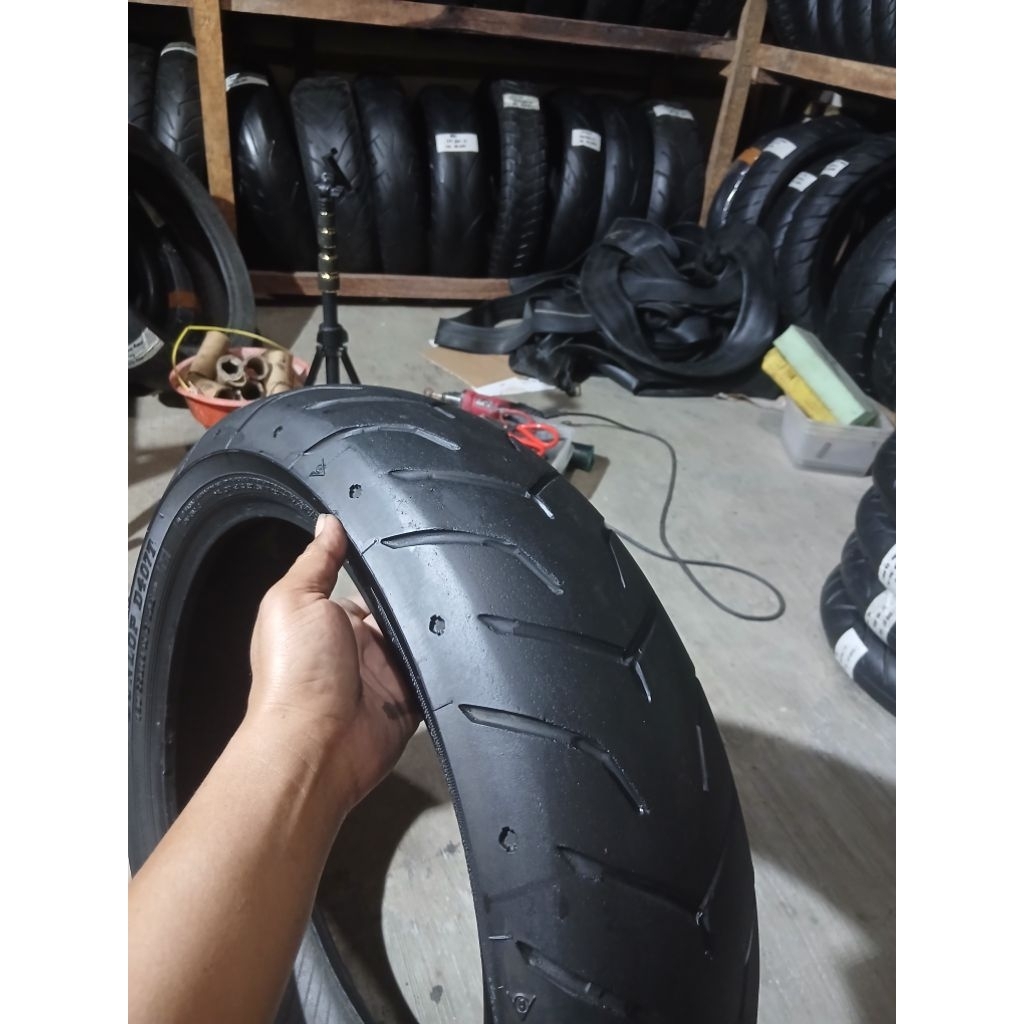 ban tubles tapak lebar ringb18 180/55-18