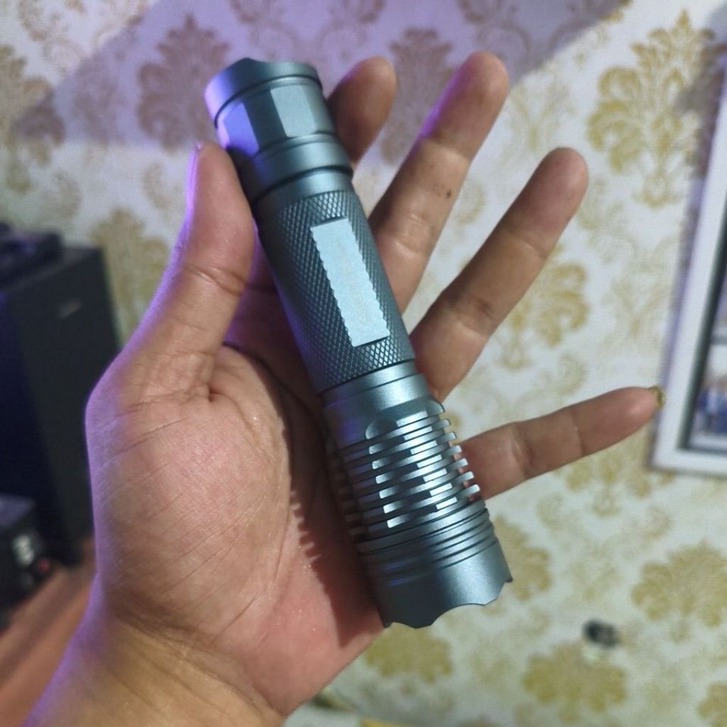 Senter Convoy m21b nv1010 20a 5500k ±10.000 lumen