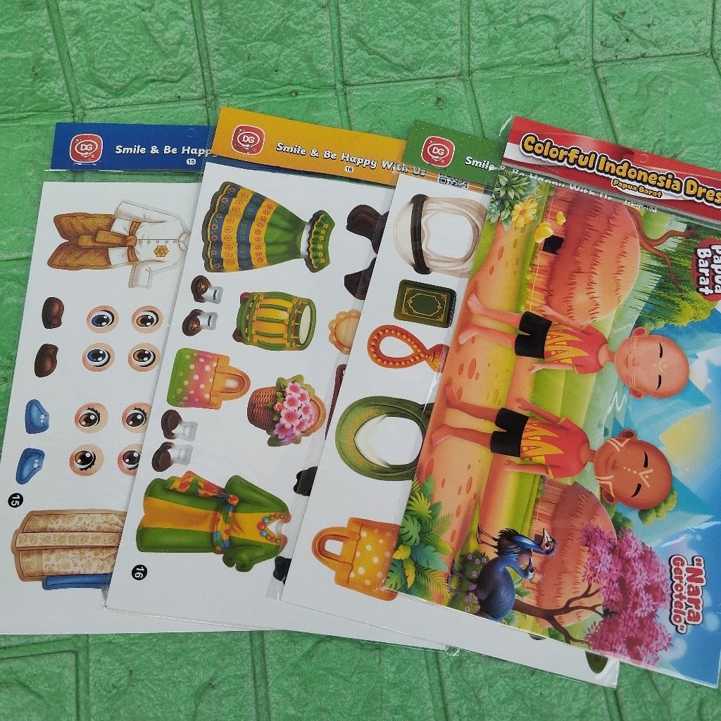 Mainan DIY Seni Menempel Baju Adat Nasional Internasional BP Motif Lucu DG