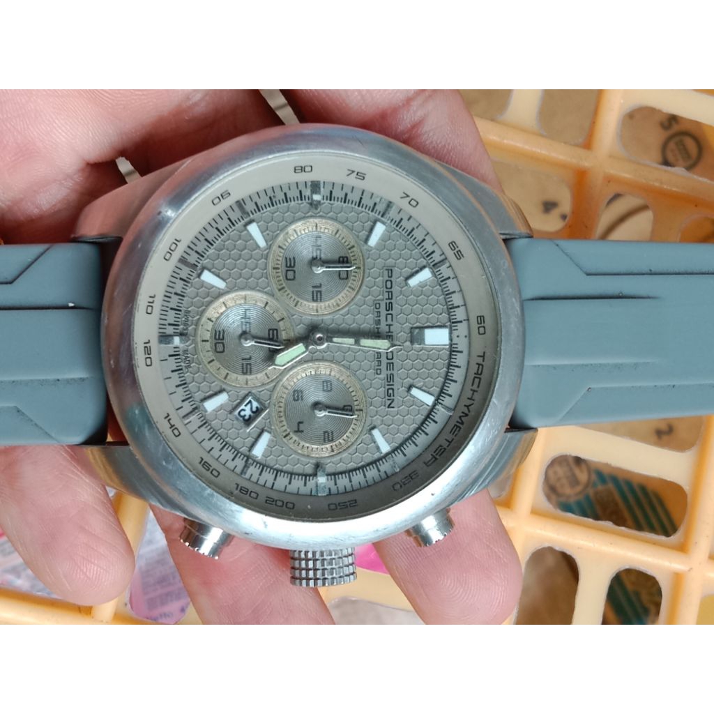 jam tangan pria Porsche Design P6612 kondisi bekas berkualitas crono aktif