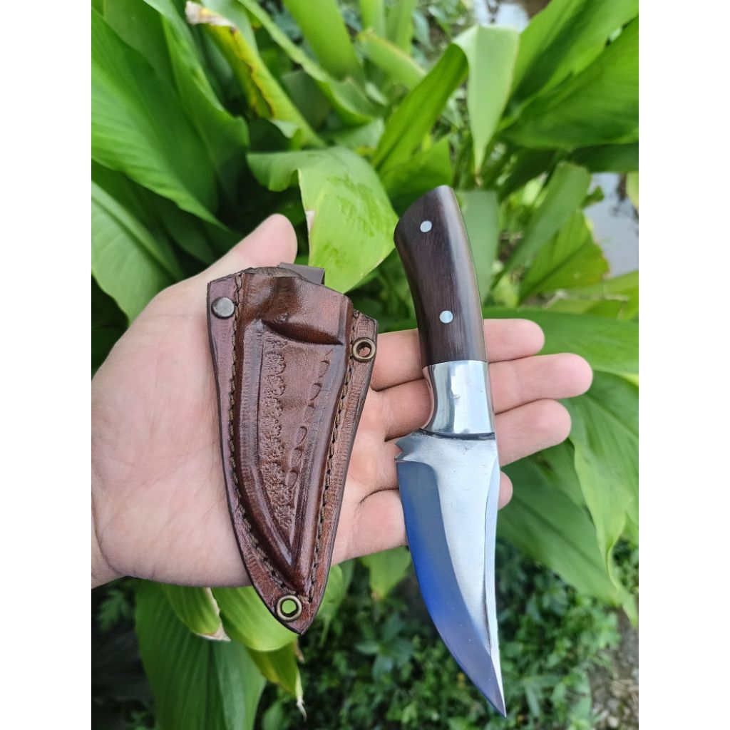 pisau seset kulit hewan fulltank duralium bahan baja per sarung kulit sapi asli