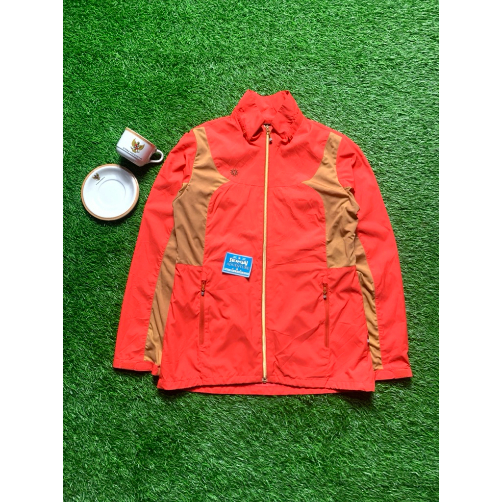 jaket running second Wildroses