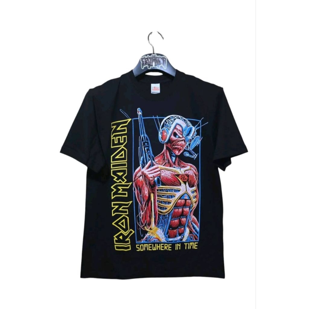 kaos IRON MAIDEN somewhere