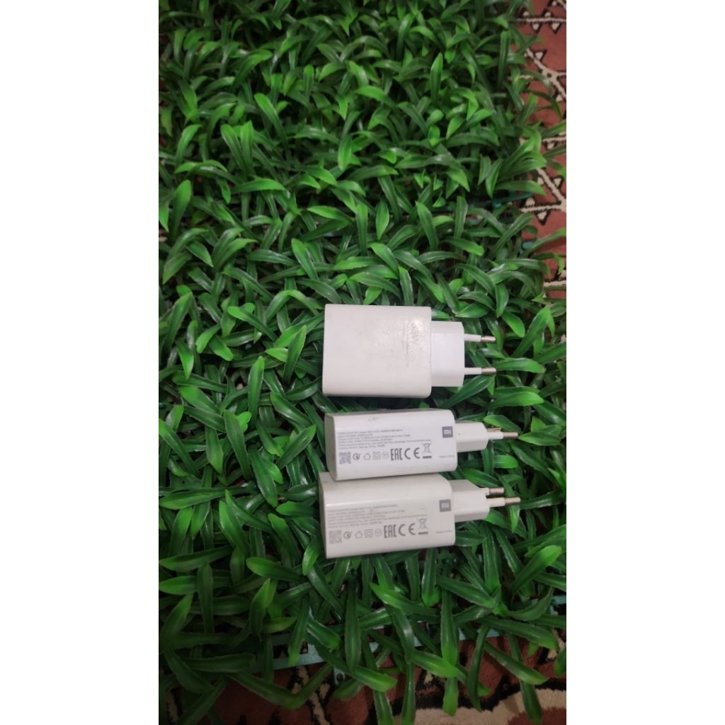 carger xiomi 33watt original copotan hp charger xiomi 33watt