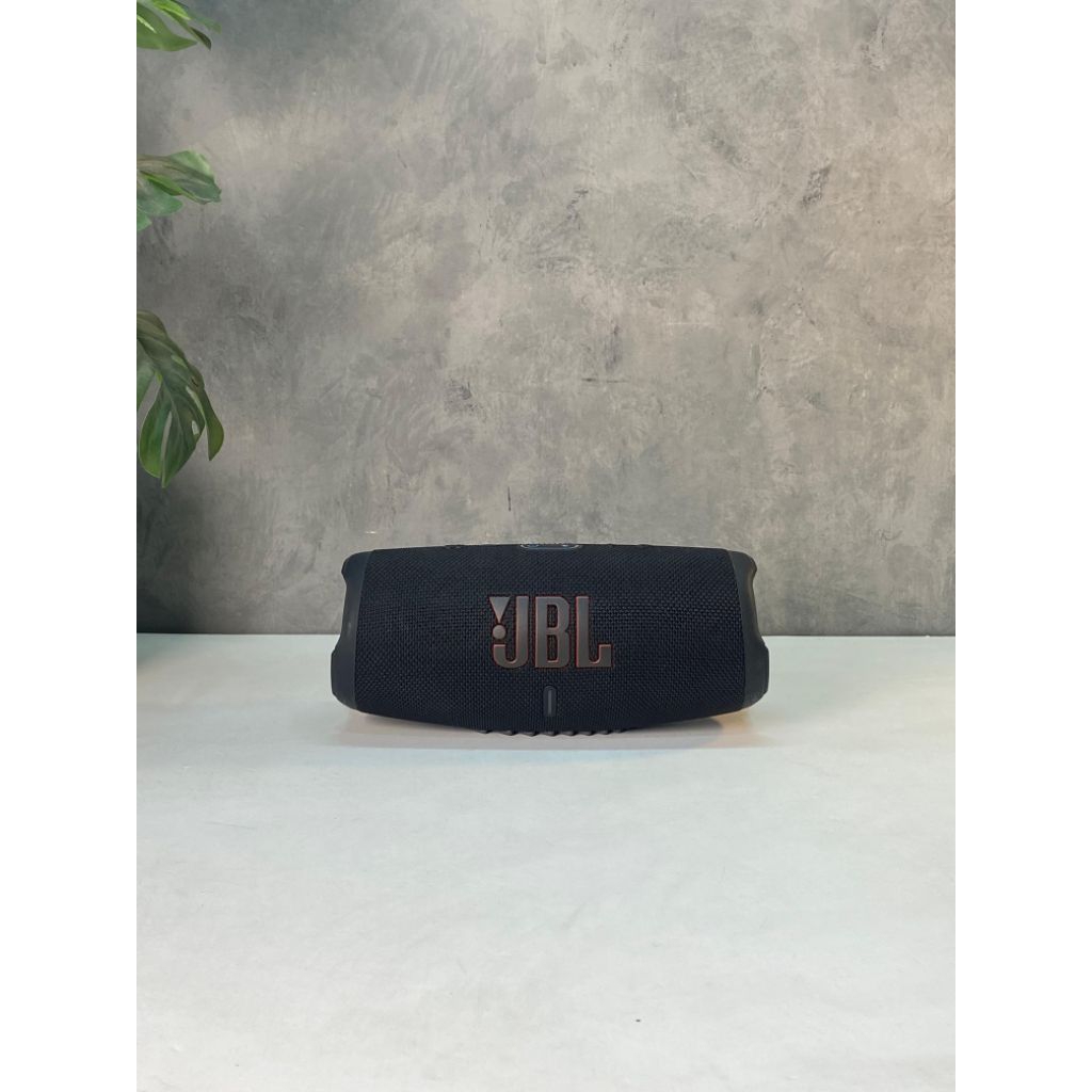 JBL Charge 5