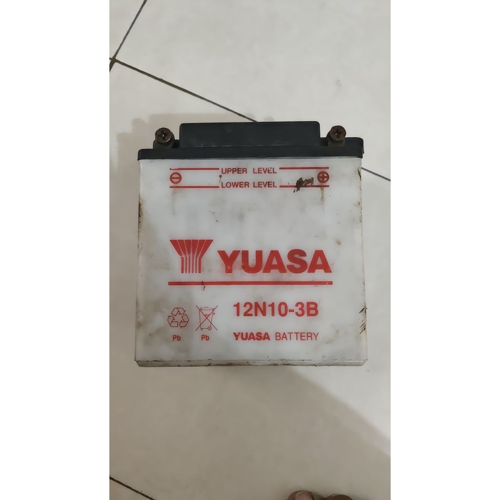 AKI YUASA 12N10-3B . BEKAS ORIGINAL