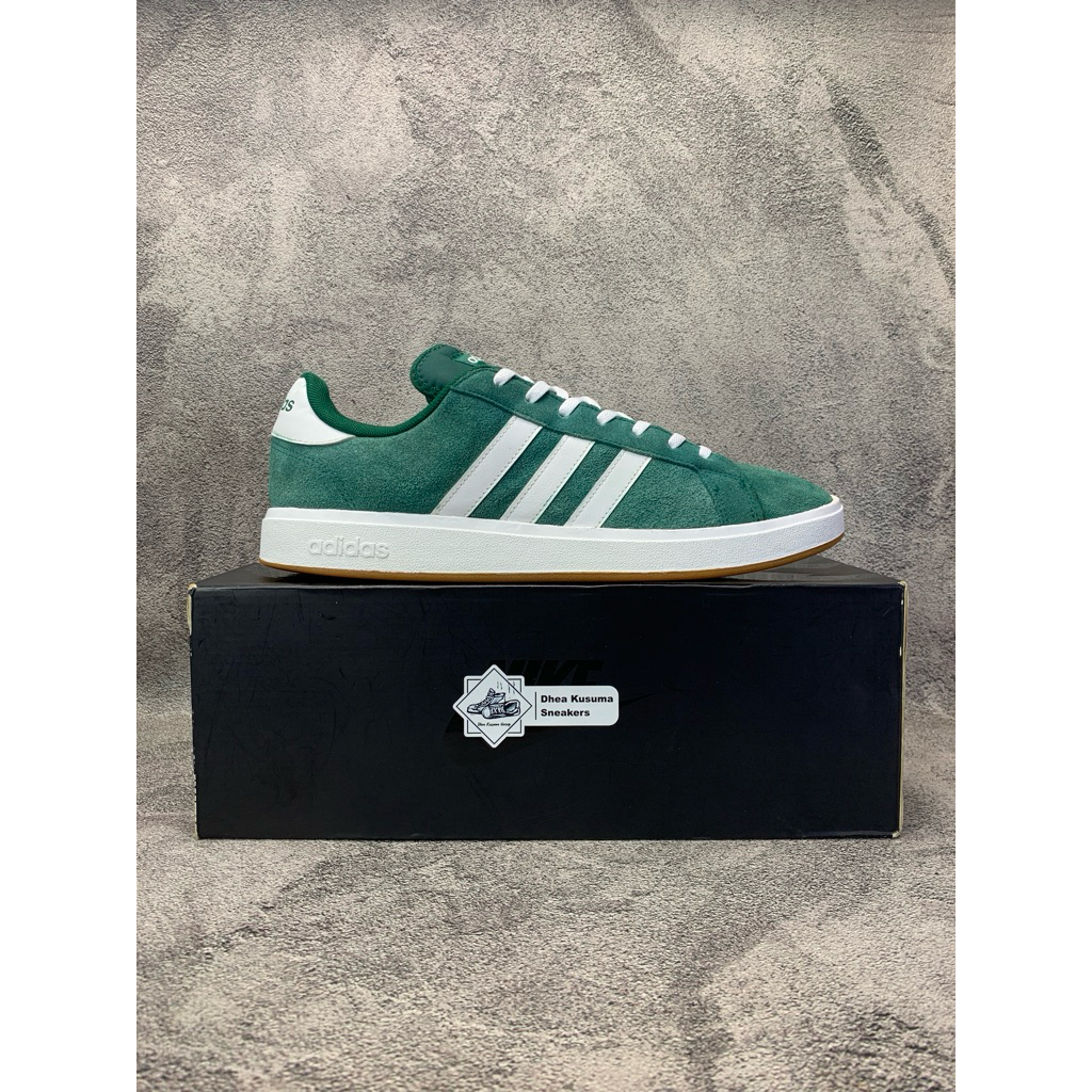 Sepatu Second Casual  Adidas Grand Court 2.0 Green Suede  Size 46 insole 29,5 cm  Original Guarantee