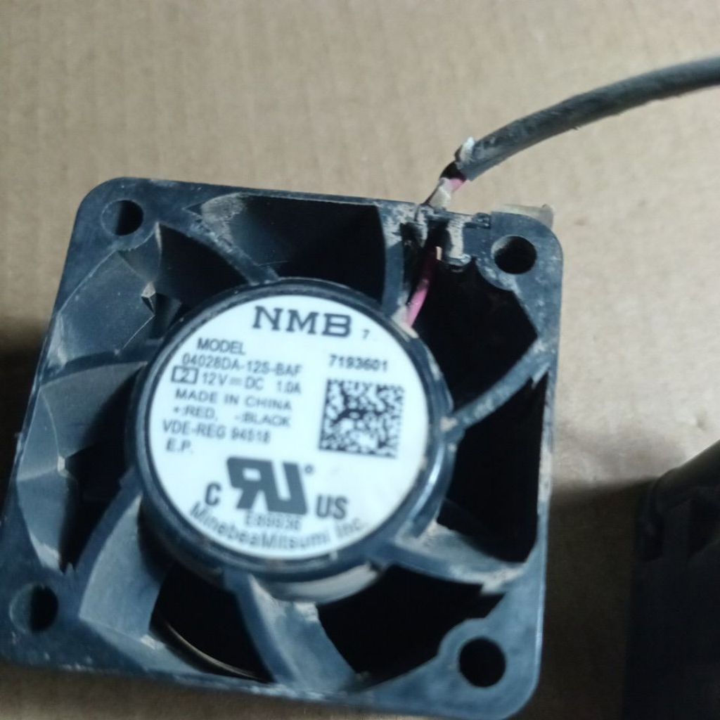 fan 4x4 12V 1.0A