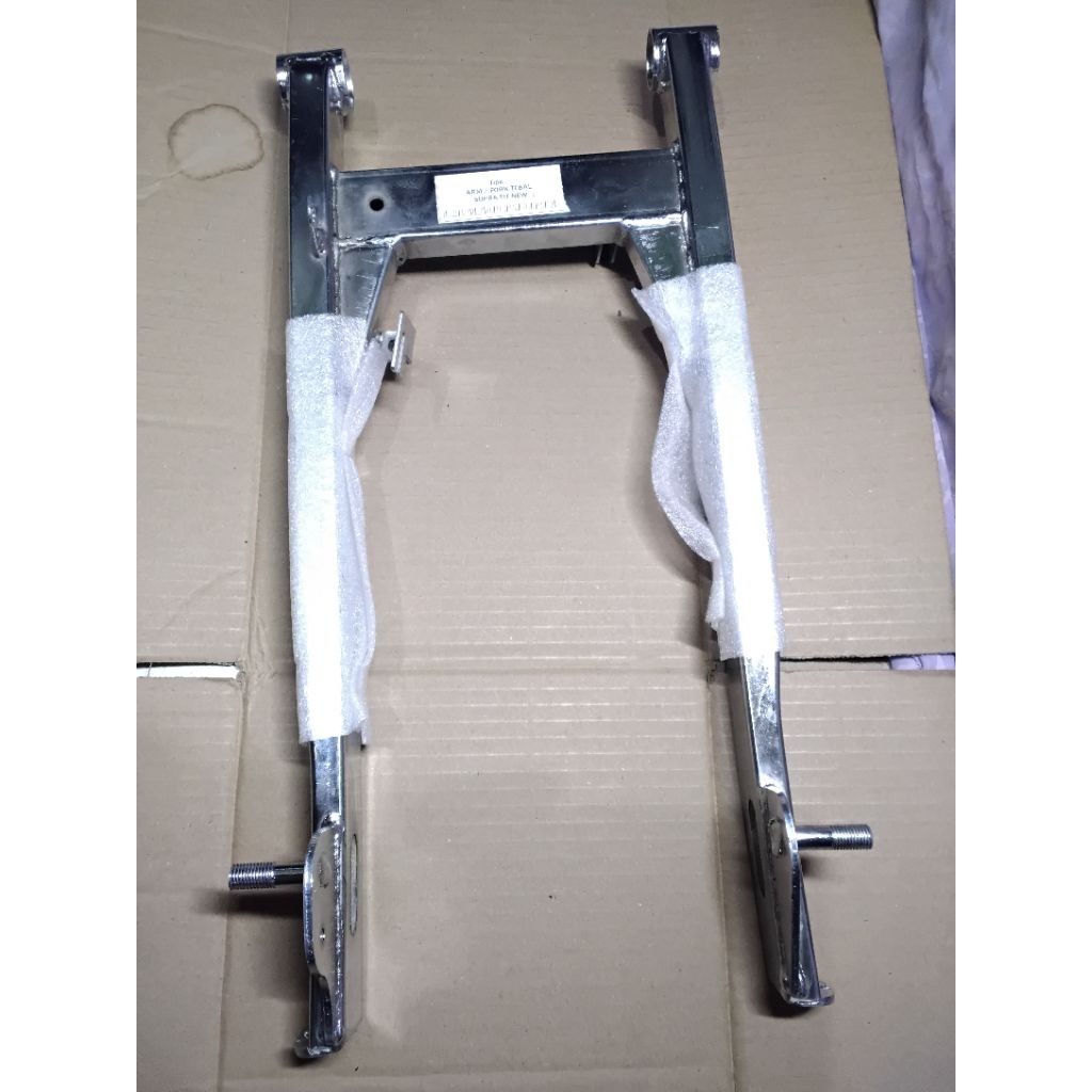 Lengan Ayun Arm Standart SUPRA FIT NEW - SUPRA X 125 OLD - Garpu Arm Tebal REVO LAMA - presisi, plug