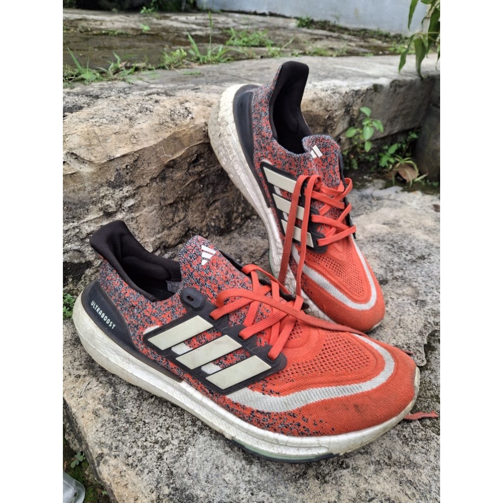 Adidas Ultraboost Light Second - Bisa Nego (Bekas-Layak Pakai)
