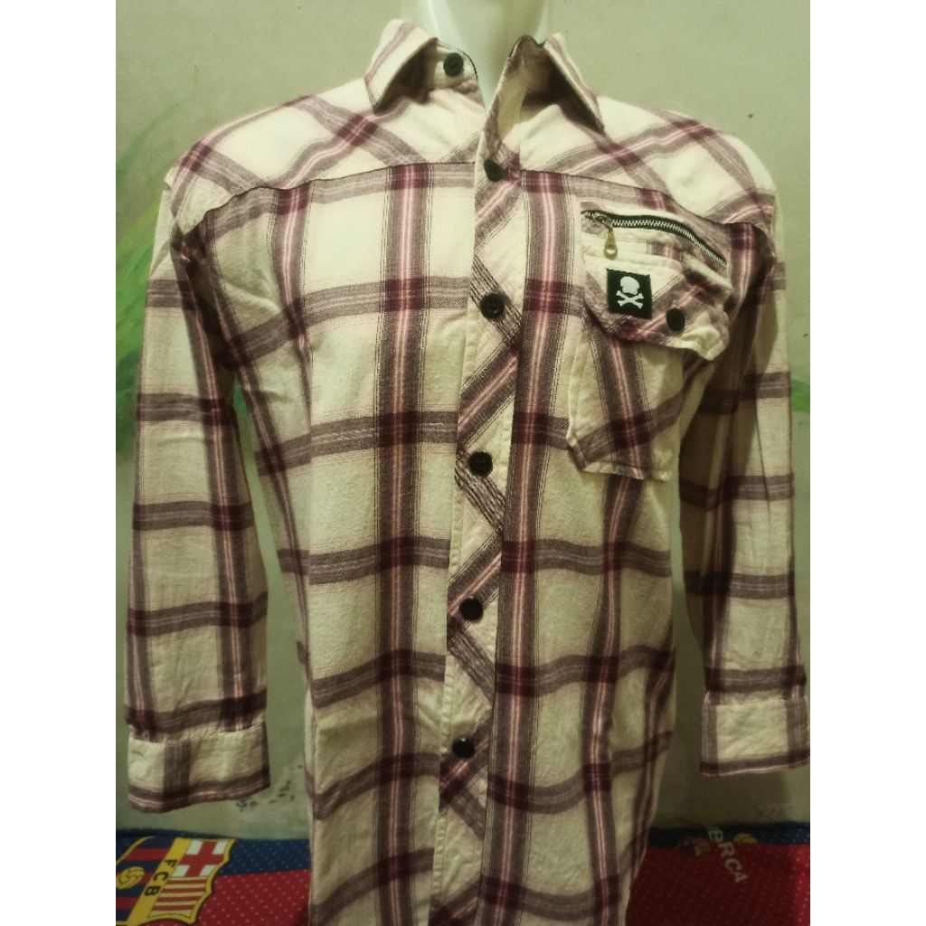 kemeja katun tebal model flanel clothing Diery , size M