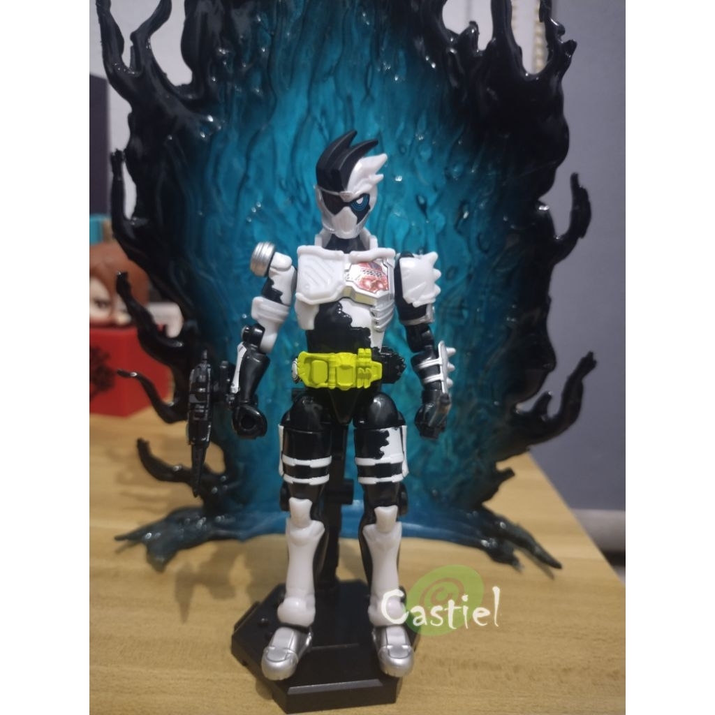 sodo Kamen rider genm dangerous zombie