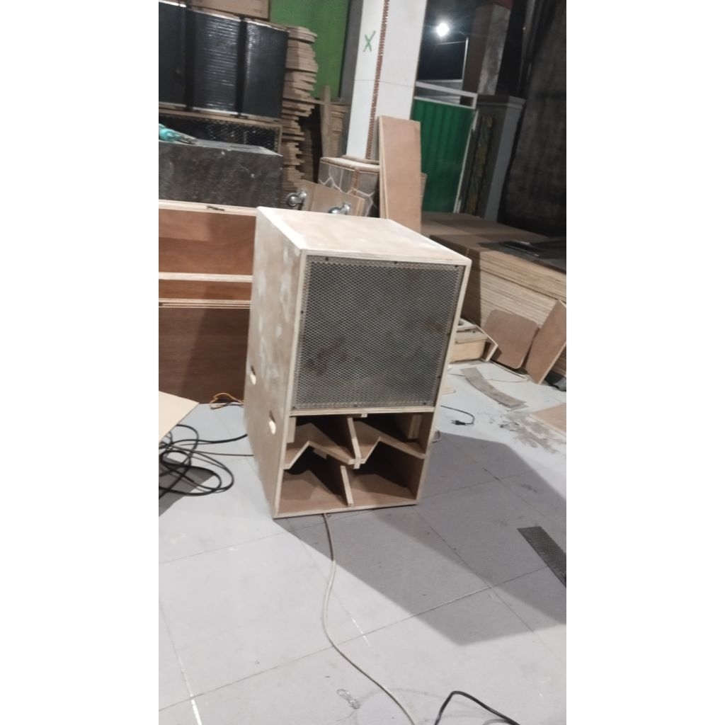 BOX CBS 15 INCH