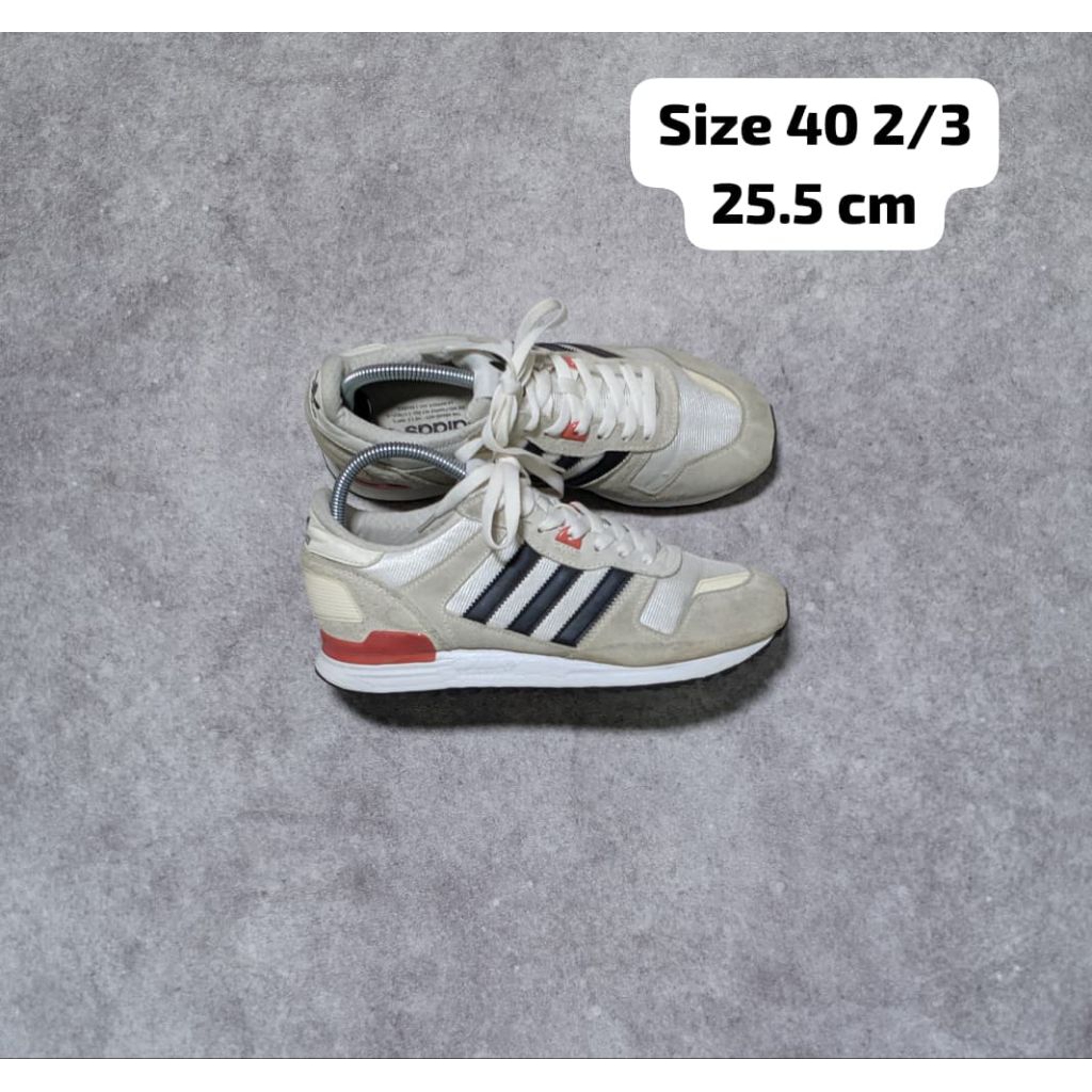 ADIDAS ZX 700