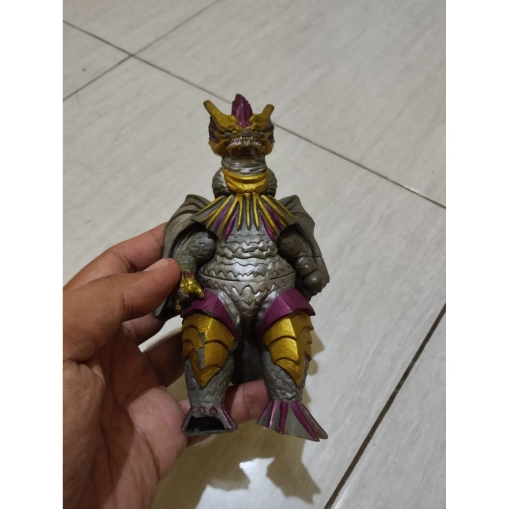 Kaiju Monster Original Bandai, Kondisi Junk
