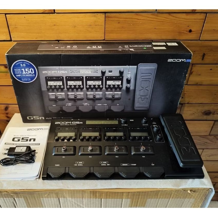 zoom G5n efek GitaR v3 Fullset mulus