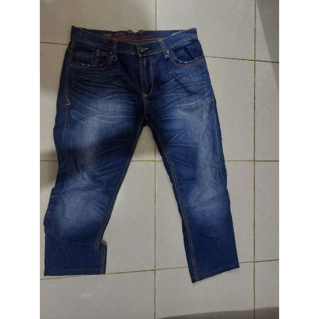 PRELOVED GUESS celana panjang jeans pria