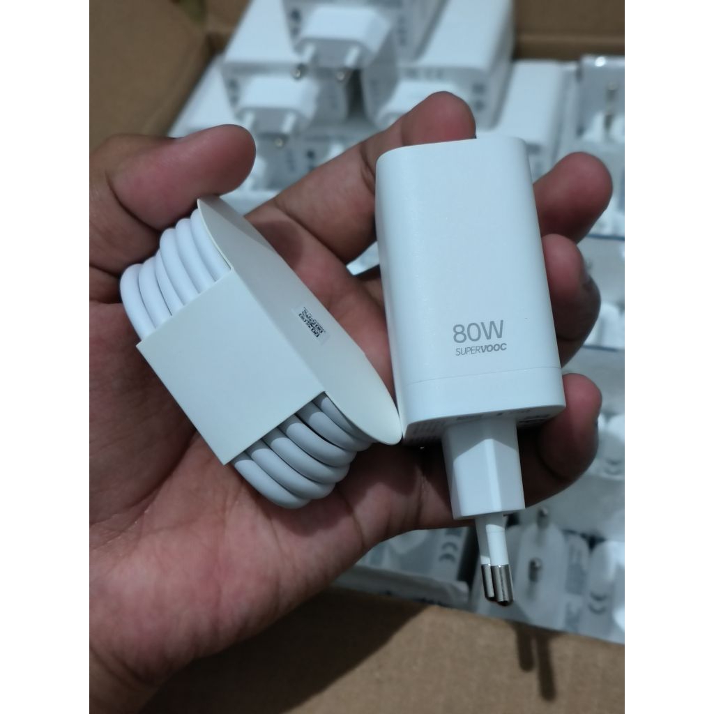 Charger SuperVOOC 80W Fullset Original Bawaan Box - Charger SuperVOOC 80W OPPO realme