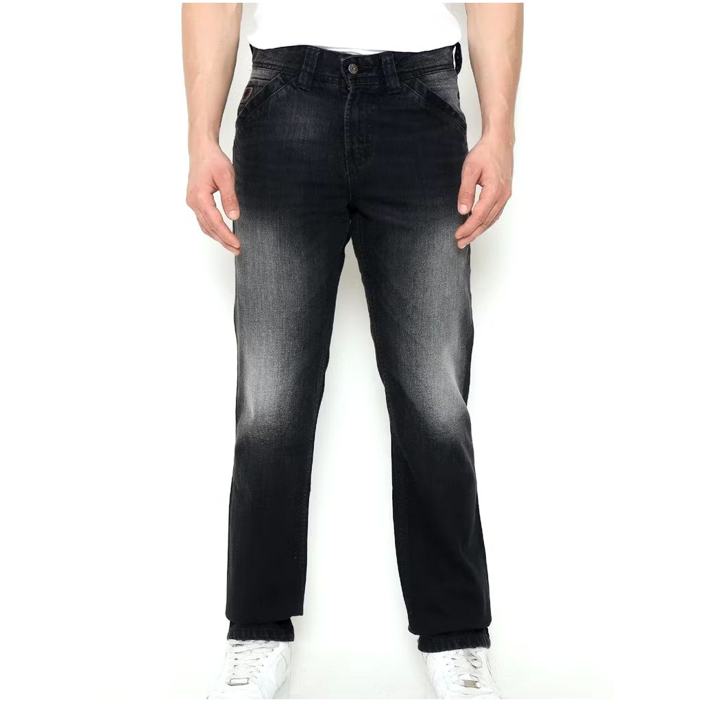 Lois Celana Jeans Slim Fit CFL107H