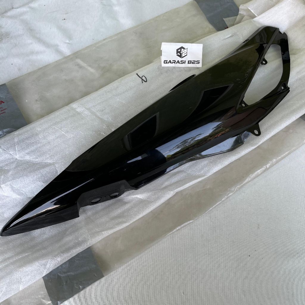 64420-KTM-850FMB Cover Body Belakang Kiri Hitam Supra X 125 Old Lama Original AHM