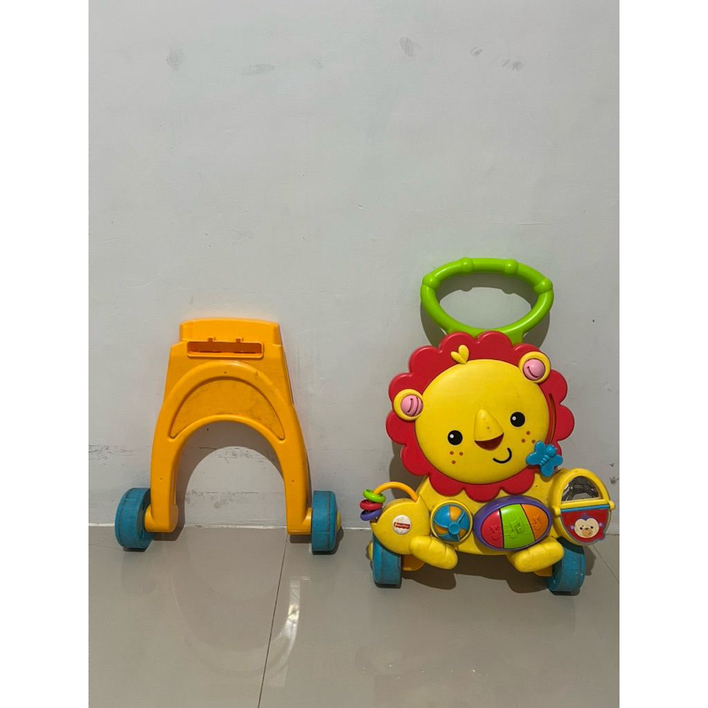 PRELOVED BROKEN BABY PUSH WALKER BY FISHER PRICE