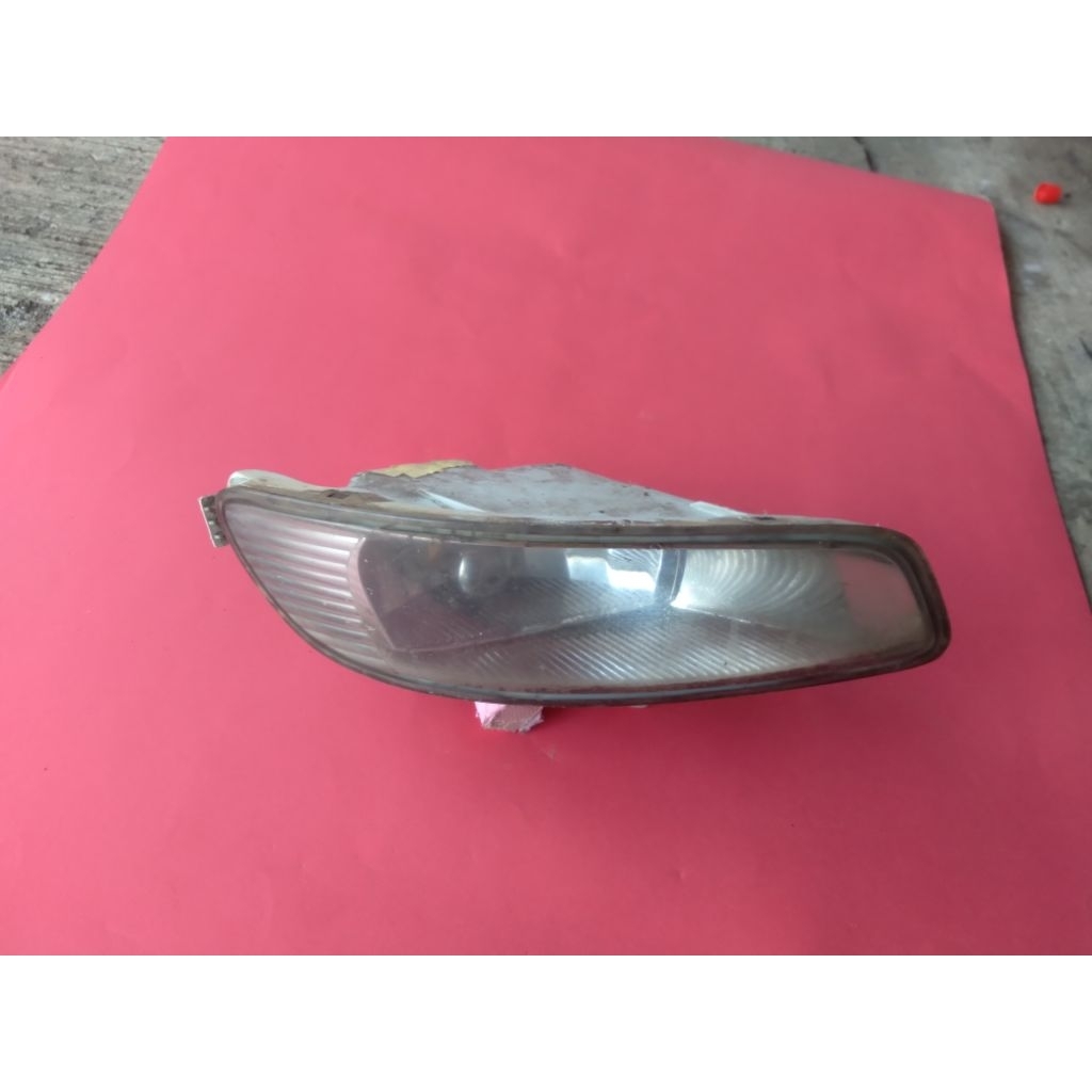 foglamp lampu kabut kijang kapsul 2003-2004 kanan ori second.