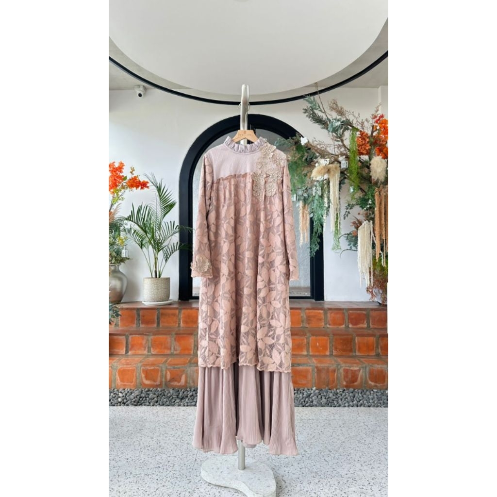 Ready Serena dress DFR