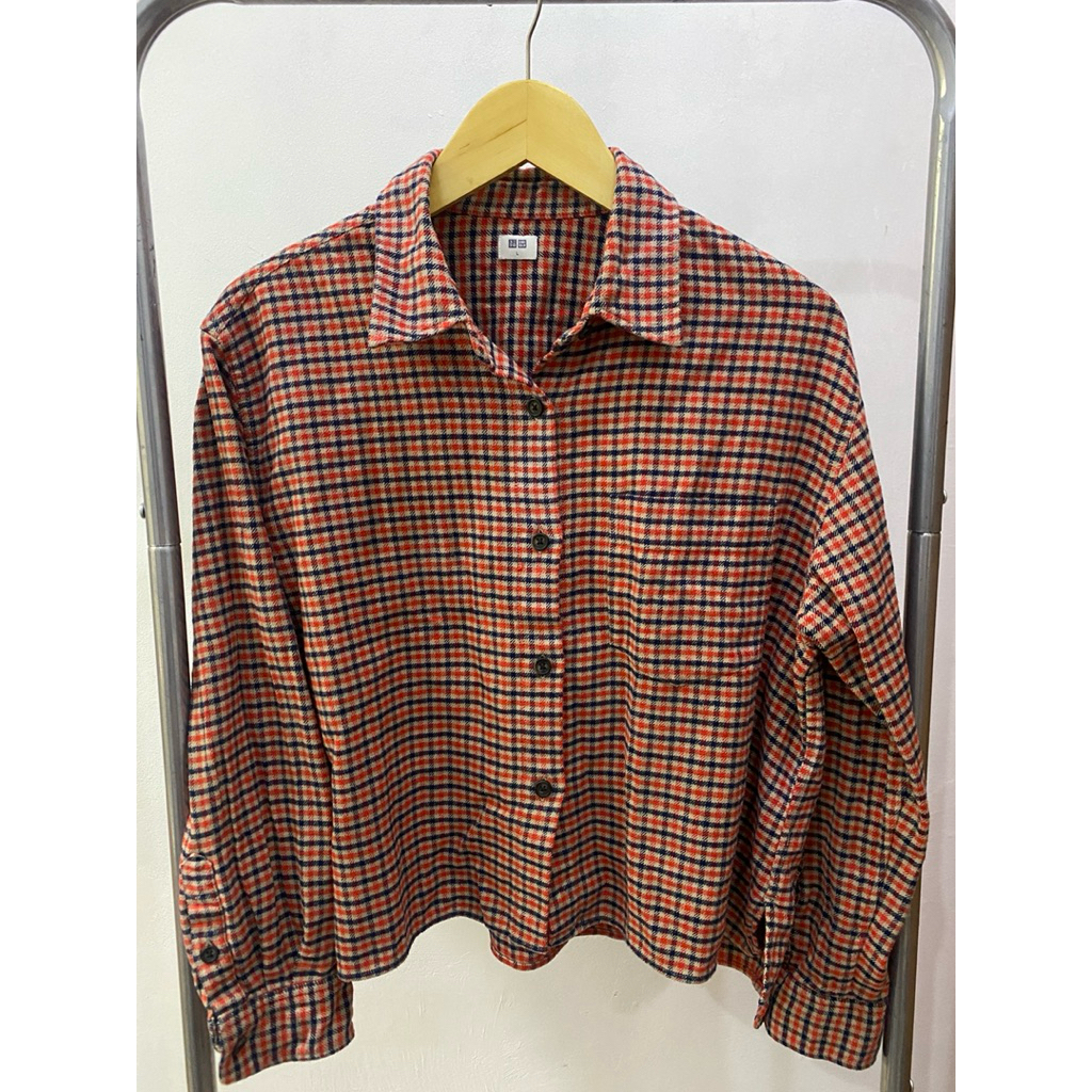 Kemeja Flanel Wanita Uniqlo