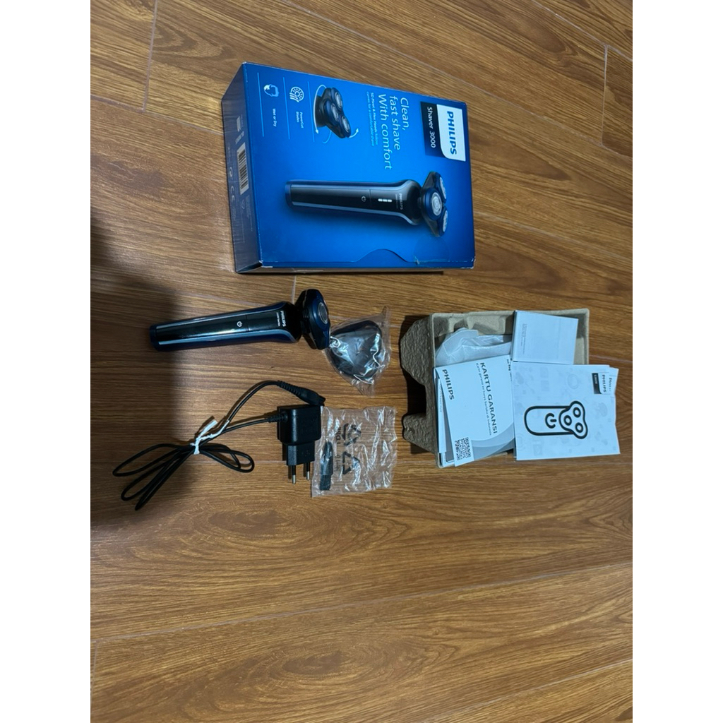 Philips Saver 3000 Alat Cukur Elektrik Kumis dan Jenggot Pria