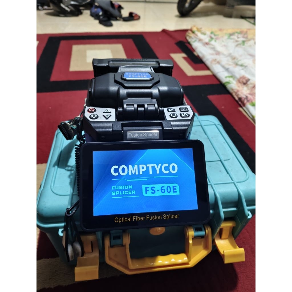 SPLICER COMTYCO FS-60E (second) Touchscreen + 6 Motors
