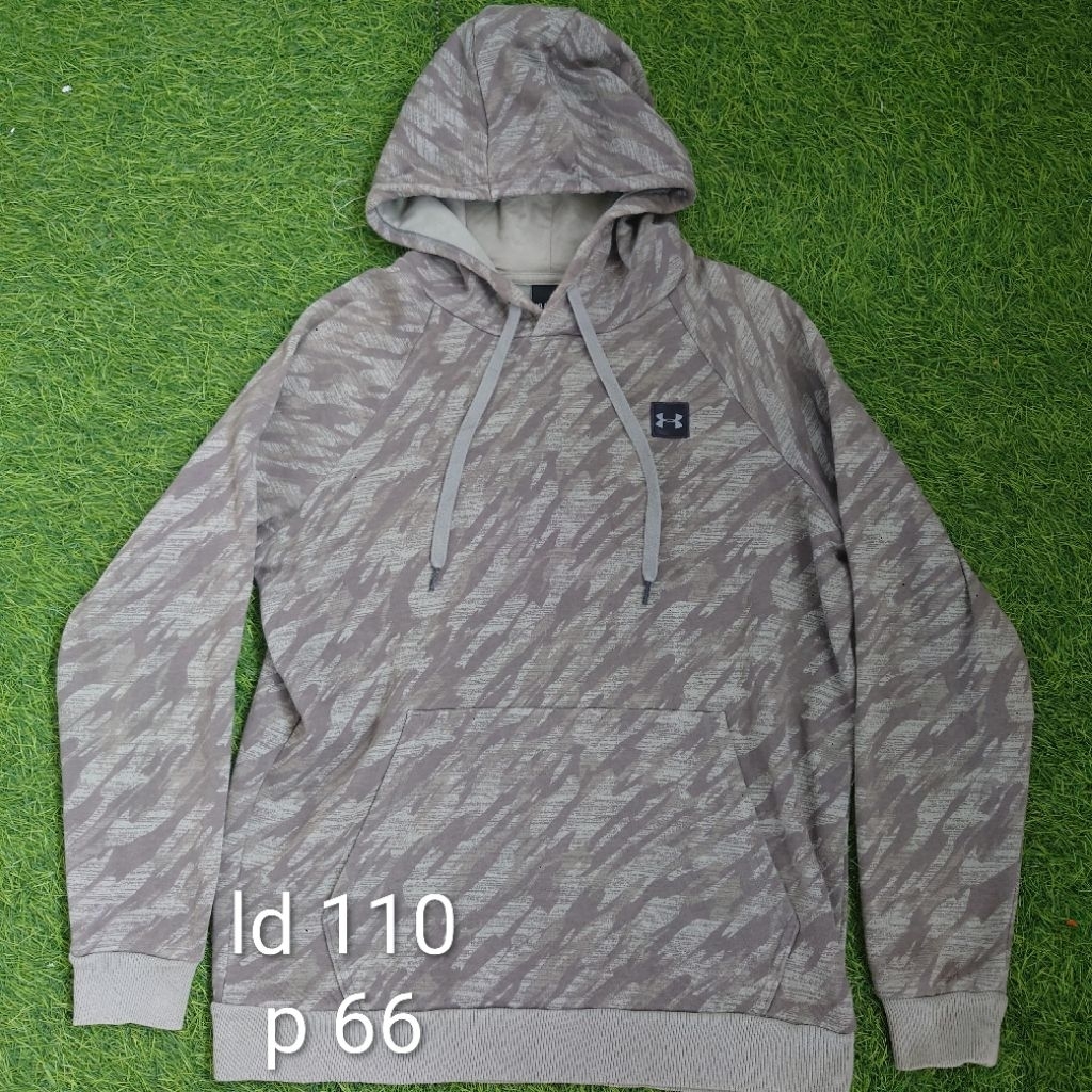 SWEATER HOODIE UNDER ARMOUR ORIGINAL LIKE NEW CAMO