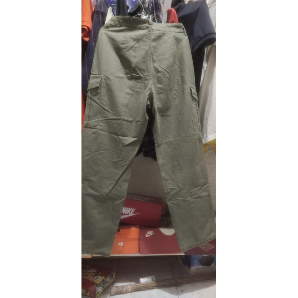 celana cargo uniqlo