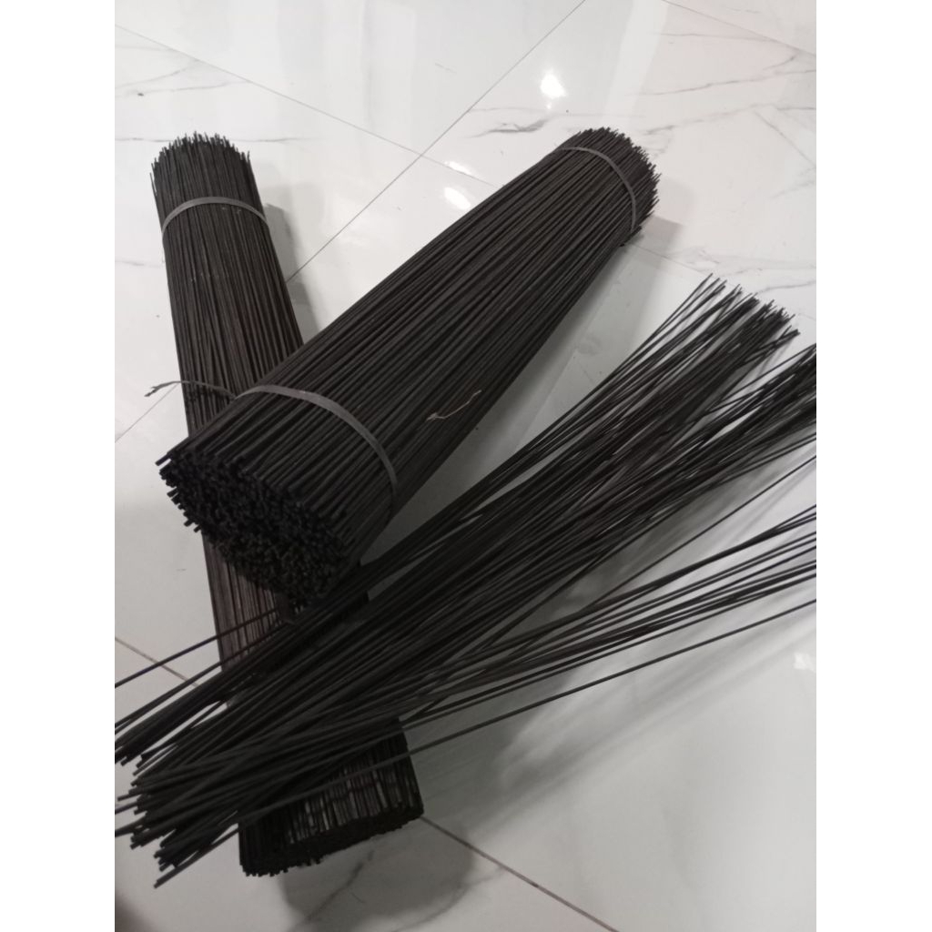 Ruji bambu hitam 1.5mm panjang 50cm isi 100batang berkualitas untuk sangkar burung