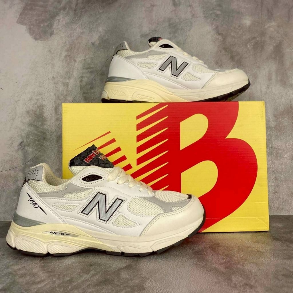 990V3 White