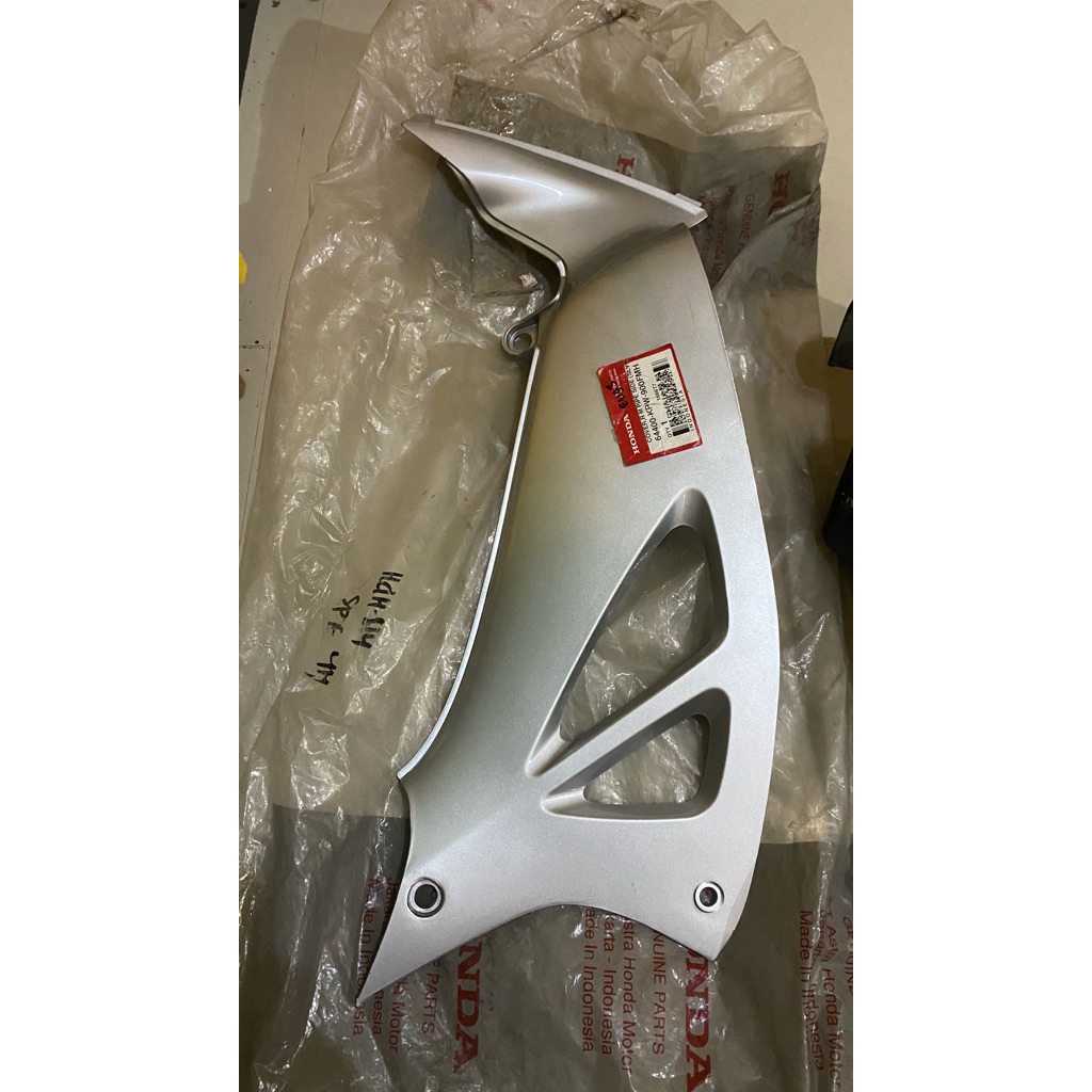 sayap kanan dalam honda kirana silver baru
