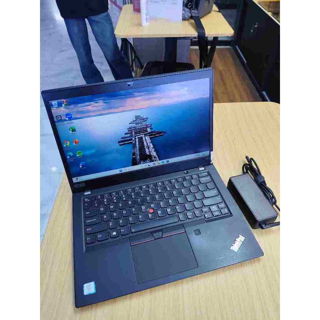 LENOVO X390 iNTEL CORE i7 GEN 8 RAM 8GB/SSB 256GB bekas