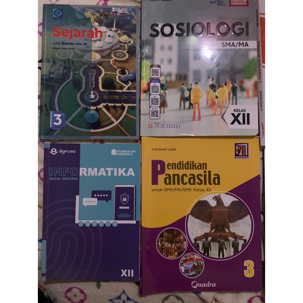 BUKU KELAS 12 KURIKULUM MERDEKA IPS